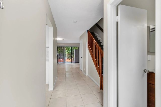 3 of 21 - 799 Hill Drive #c, West Palm Beach, FL