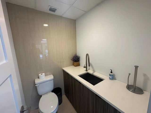 4 of 7 - 801 Se 6th Avenue ##207, Delray Beach, FL