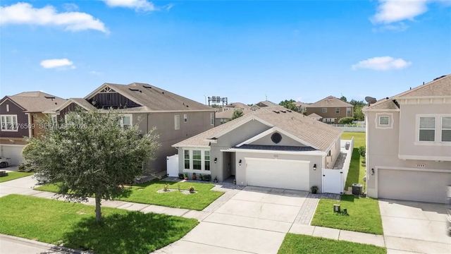2 of 47 - 2050 Beacon Landing Circle, Orlando, FL