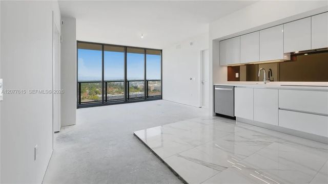 3 of 48 - 1170 E Hallandale Beach Boulevard #1102, Hallandale Beach, FL