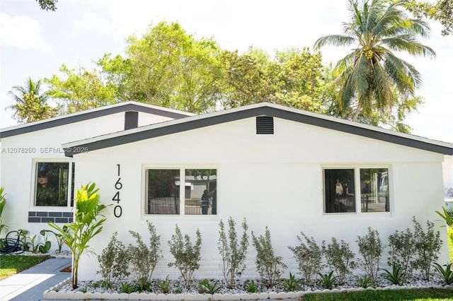 1640 Ne 172nd Street, North Miami Beach
