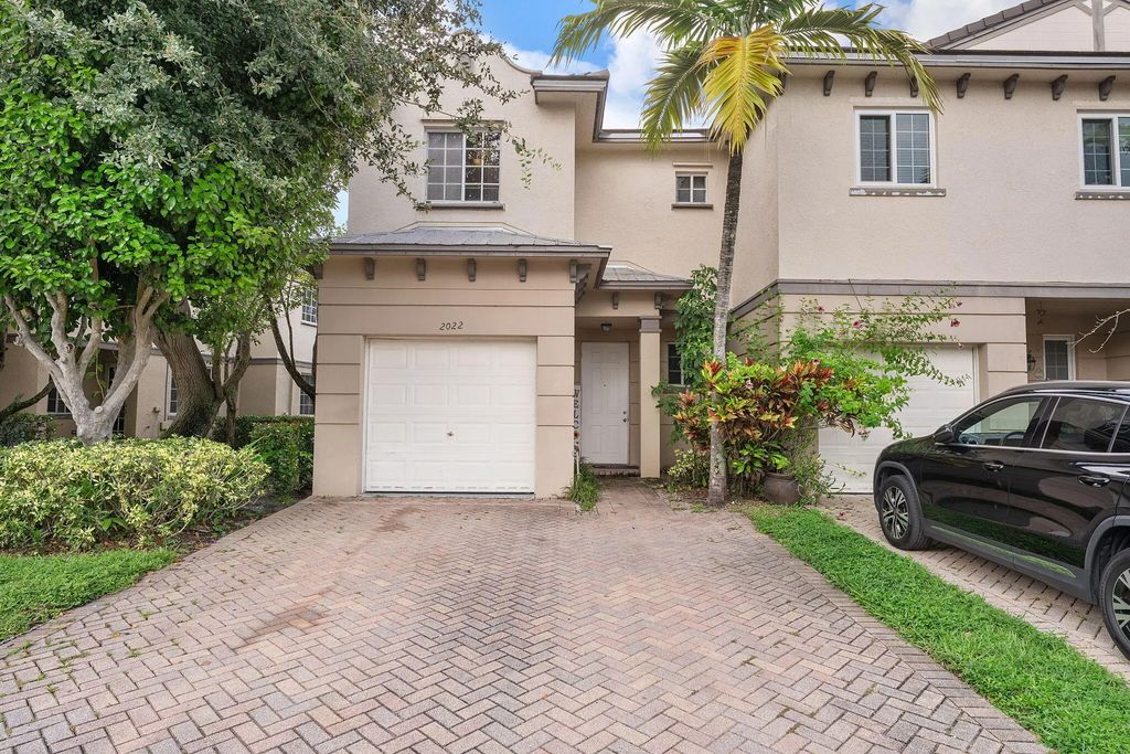 2022 Island Drive, Riviera Beach