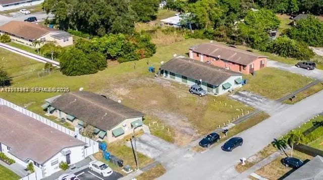 2 of 7 - 5649 Sw 27th Street, West Park, FL