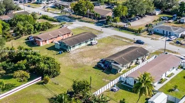 3 of 7 - 5649 Sw 27th Street, West Park, FL