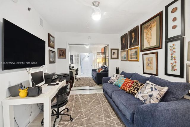 5 of 30 - 1830 S Ocean Drive #4210, Hallandale Beach, FL