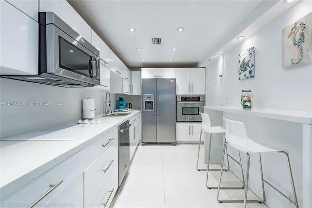 4 of 24 - 3901 S Ocean Drive #2h, Hollywood, FL