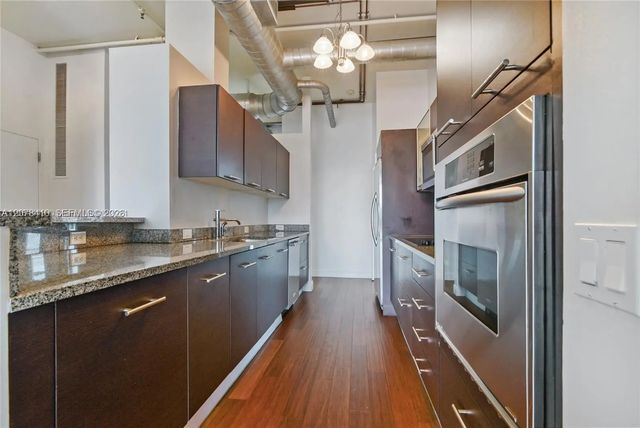 3 of 18 - 3029 Ne 188th Street #505, Aventura, FL