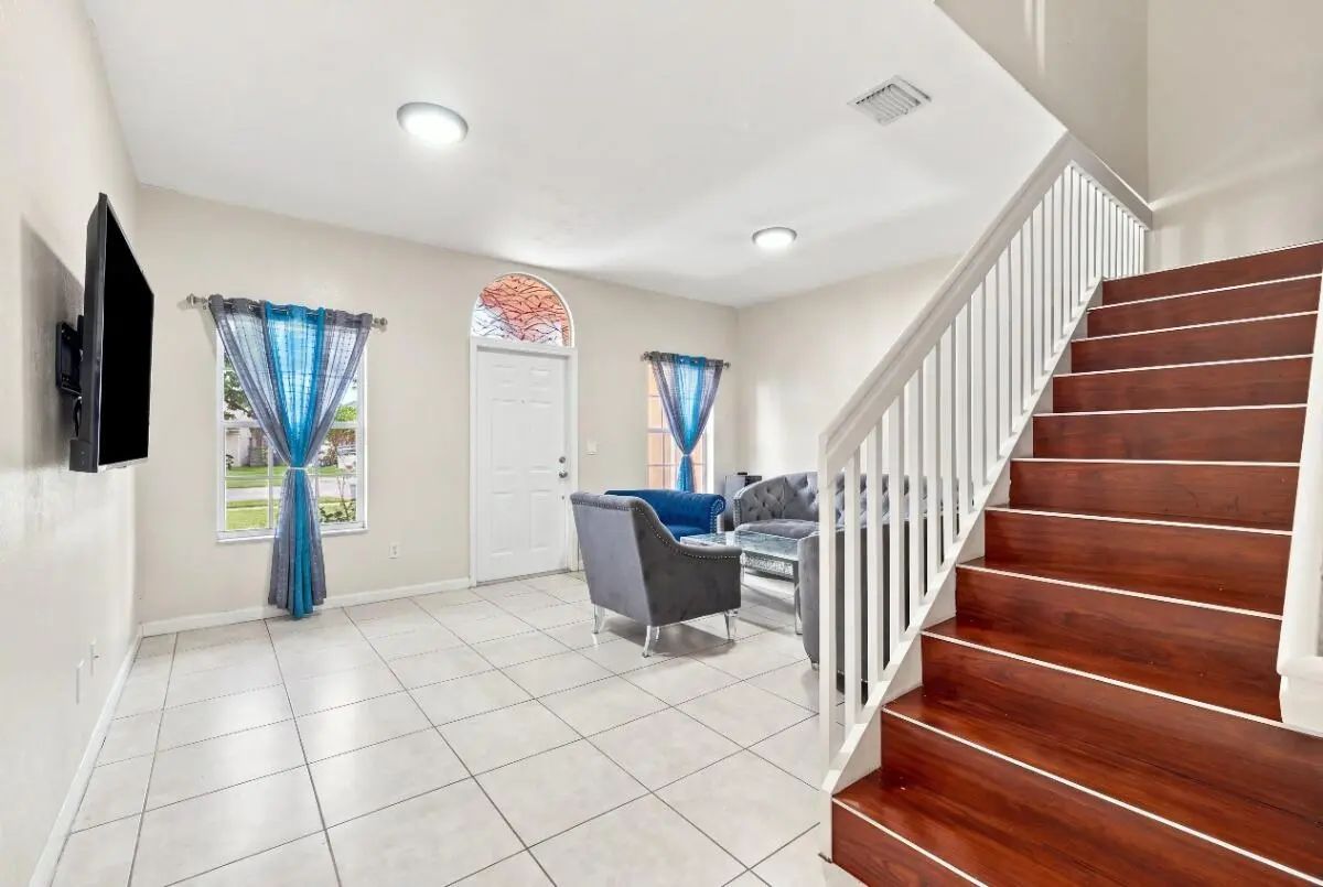 406 W Santa Catalina Circle #406, North Lauderdale