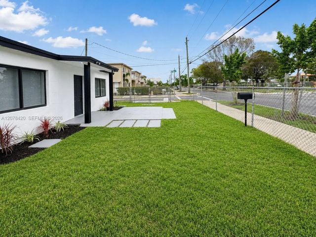 2 of 16 - 1305 Nw 5th Avenue, Florida City, FL