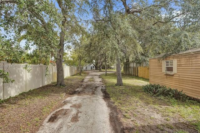 5 of 5 - 171 St, North Miami Beach, FL