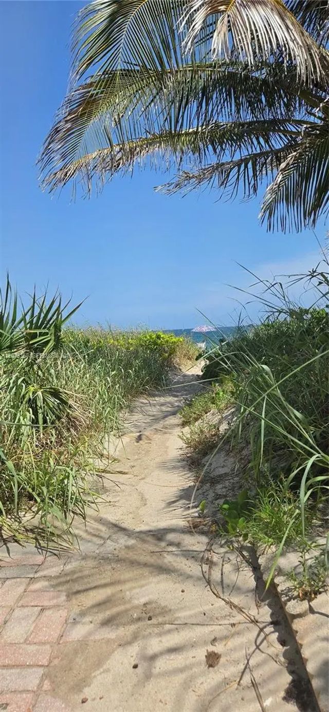 2 of 13 - 1480 S Ocean Boulevard #116, Lauderdale-By-The-Sea, FL