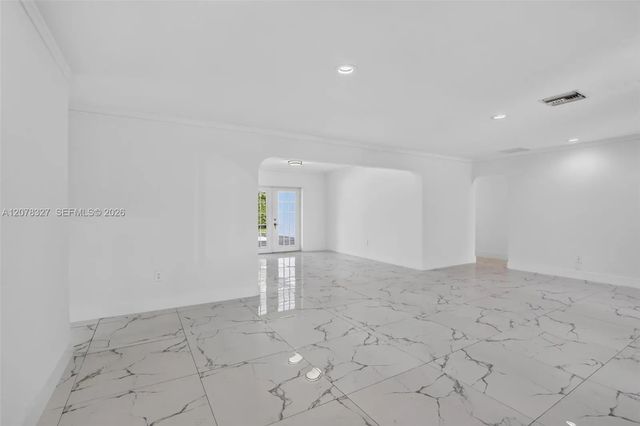 4 of 25 - 3661 N 52nd Avenue, Hollywood, FL
