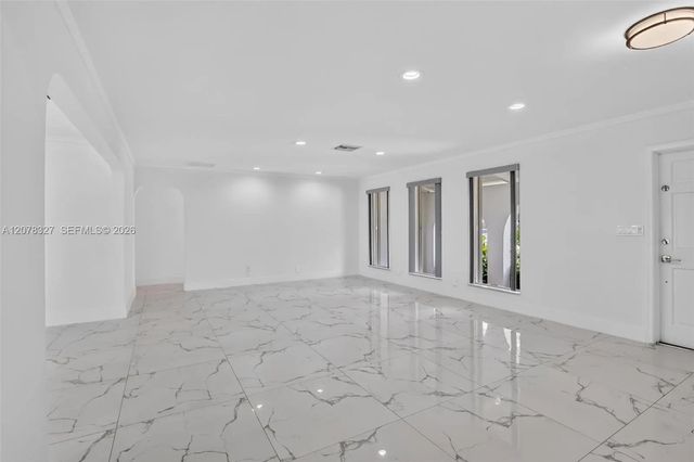 5 of 25 - 3661 N 52nd Avenue, Hollywood, FL