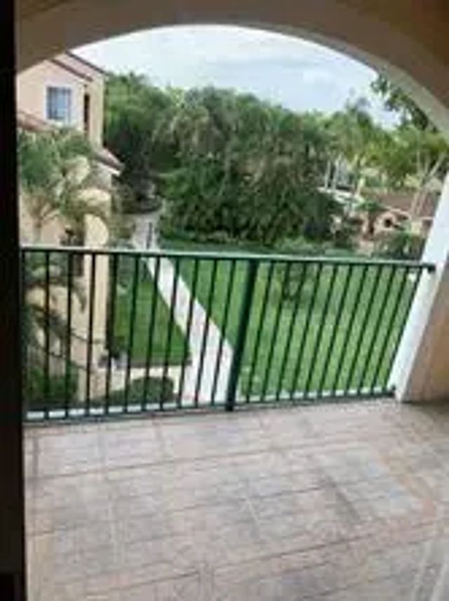 2 of 3 - 1733 Village Boulevard #306, West Palm Beach, FL