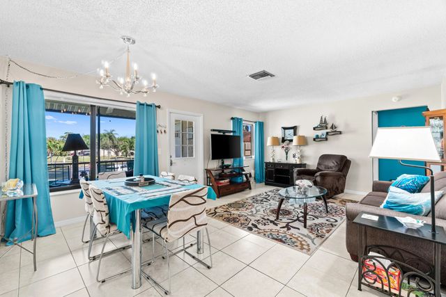 4 of 30 - 3589 La Aires Court #a-2, Greenacres, FL