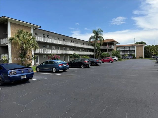 2 of 16 - 5200 Washington Street #207, Hollywood, FL