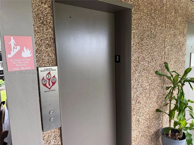 4 of 16 - 5200 Washington Street #207, Hollywood, FL
