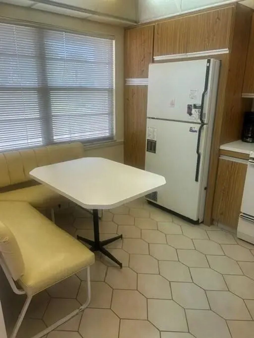 2303 Lucaya Lane #l-2, Coconut Creek