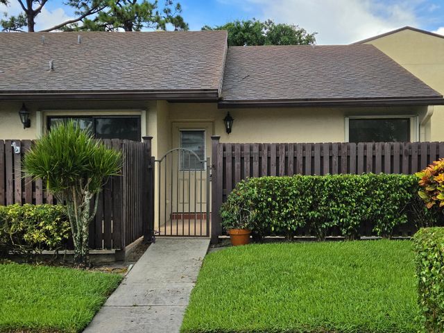 N/A, Greenacres