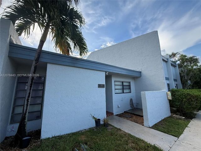1501 Nw 94th Avenue #237, Pembroke Pines