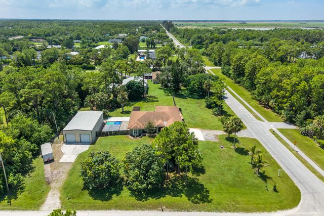 2 of 31 - 17970 91st Place N, The Acreage, FL