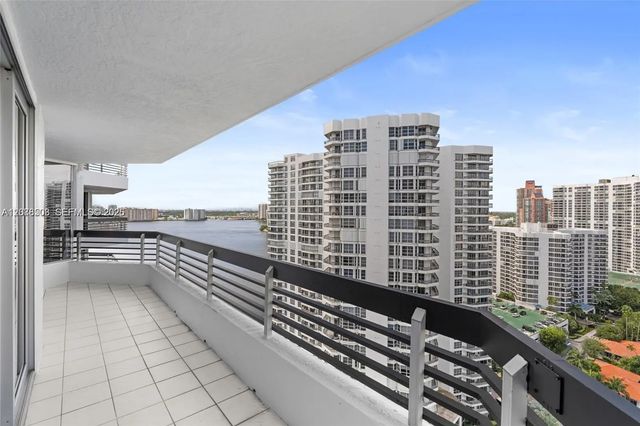 19195 Ne 36th Court #2502, Aventura