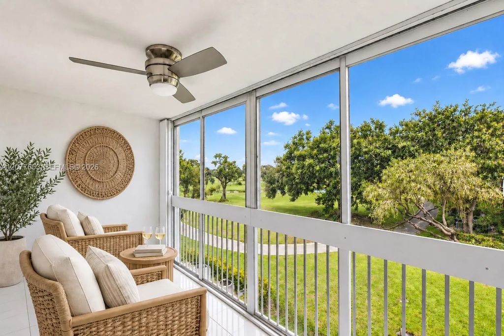 12601 Sw 13th Street #315g, Pembroke Pines