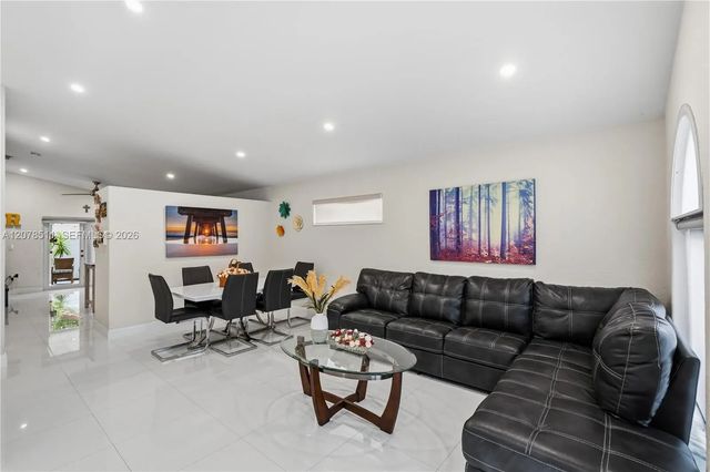 3 of 25 - 7456 W 34th Lane, Hialeah, FL