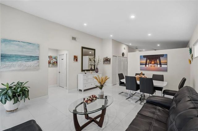 4 of 25 - 7456 W 34th Lane, Hialeah, FL