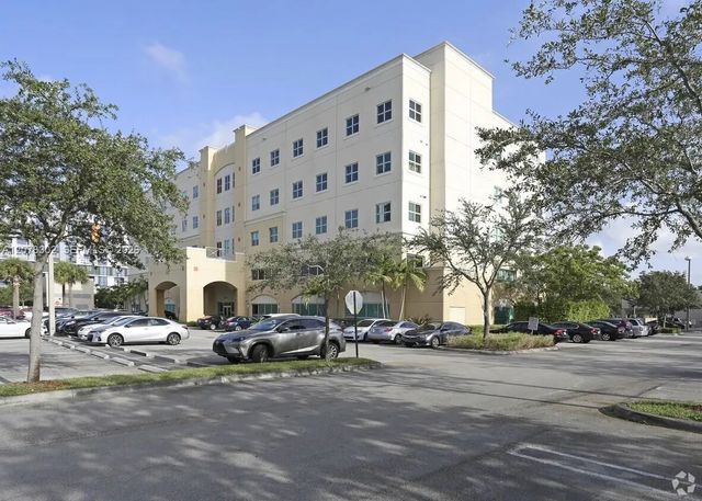 2 of 19 - 3650 Nw 82nd Avenue #ph506, Doral, FL