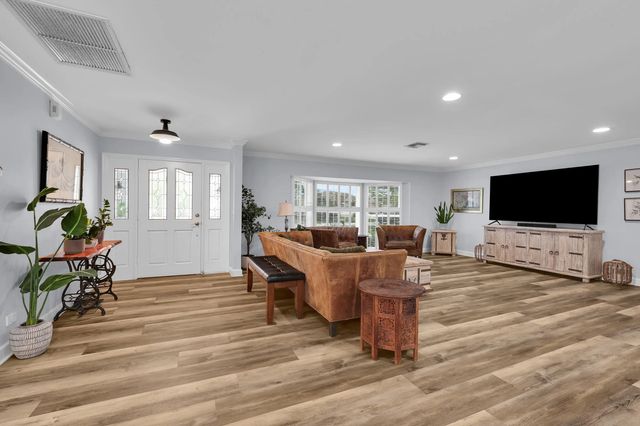 4 of 48 - 64 Se Turtle Creek Drive, Tequesta, FL
