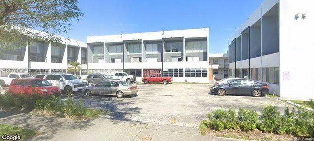 2 of 12 - 1305 W 46th Street #108, Hialeah, FL