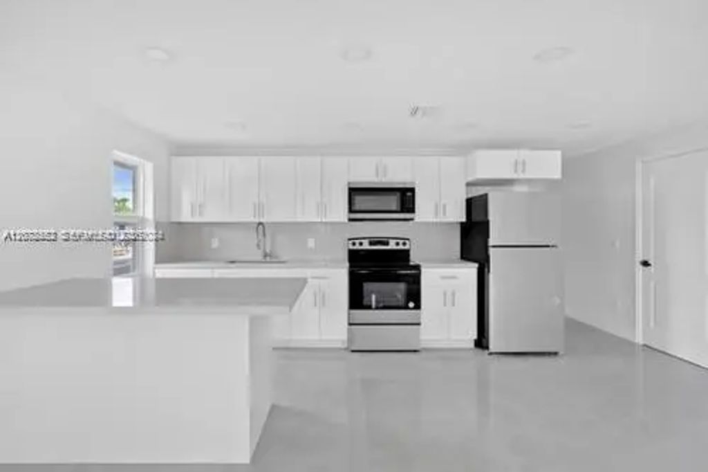 655 Sw 5th Street, Homestead