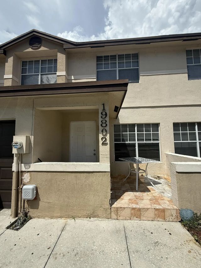 2 of 11 - 19802 Nw 33rd Court, Miami Gardens, FL