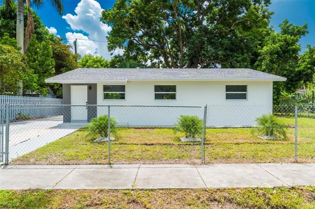 2 of 44 - 655 Sw 6th Terrace, Florida City, FL