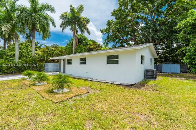5 of 44 - 655 Sw 6th Terrace, Florida City, FL