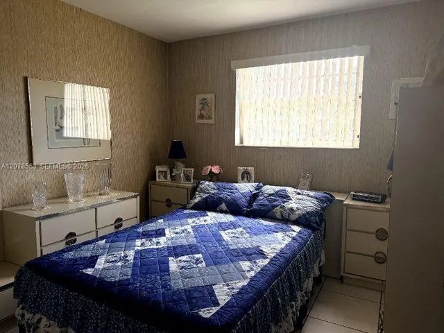 3 of 10 - 1340 W 36th Street, Hialeah, FL