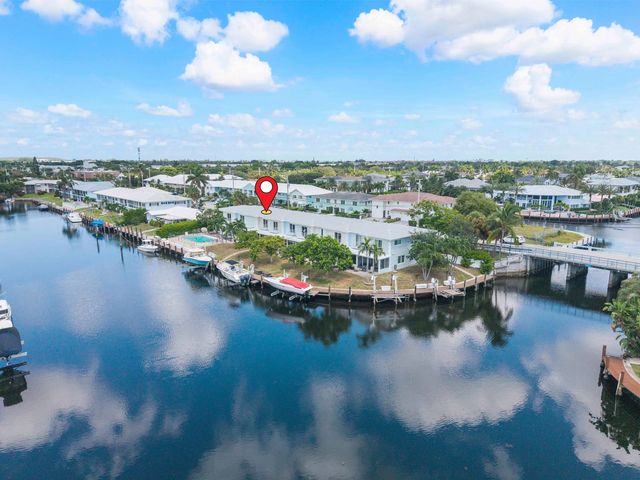 4 of 48 - 2500 Ne 36th Street #5, Lighthouse Point, FL