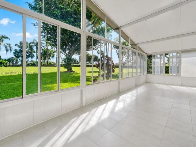 527 Se 27th Drive, Homestead