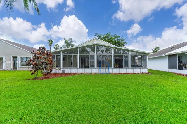 5 of 31 - 527 Se 27th Drive, Homestead, FL