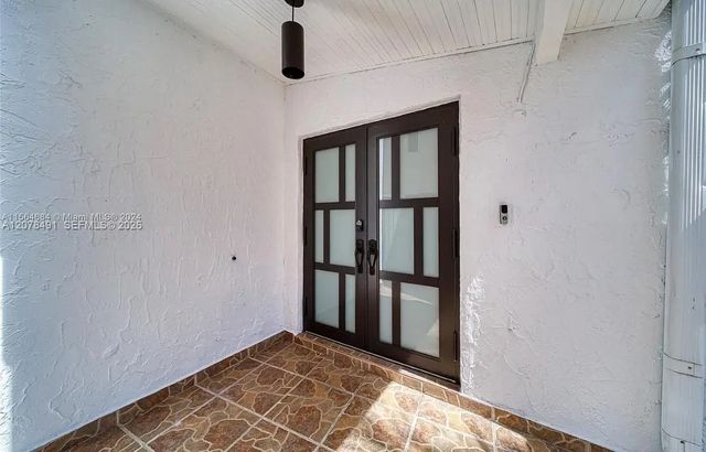 3 of 32 - 13267 Sw 9th Lane, Miami, FL