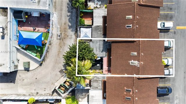 5 of 21 - 2093 W 54th Terrace #38, Hialeah, FL