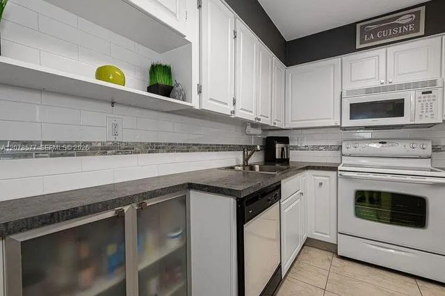 2 of 30 - 17800 Atlantic Boulevard #203, Sunny Isles Beach, FL