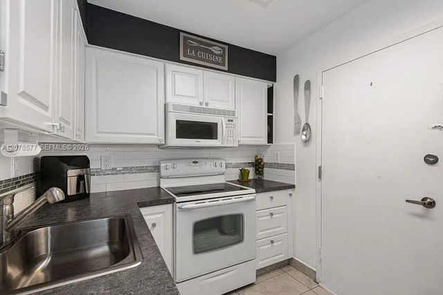 3 of 30 - 17800 Atlantic Boulevard #203, Sunny Isles Beach, FL