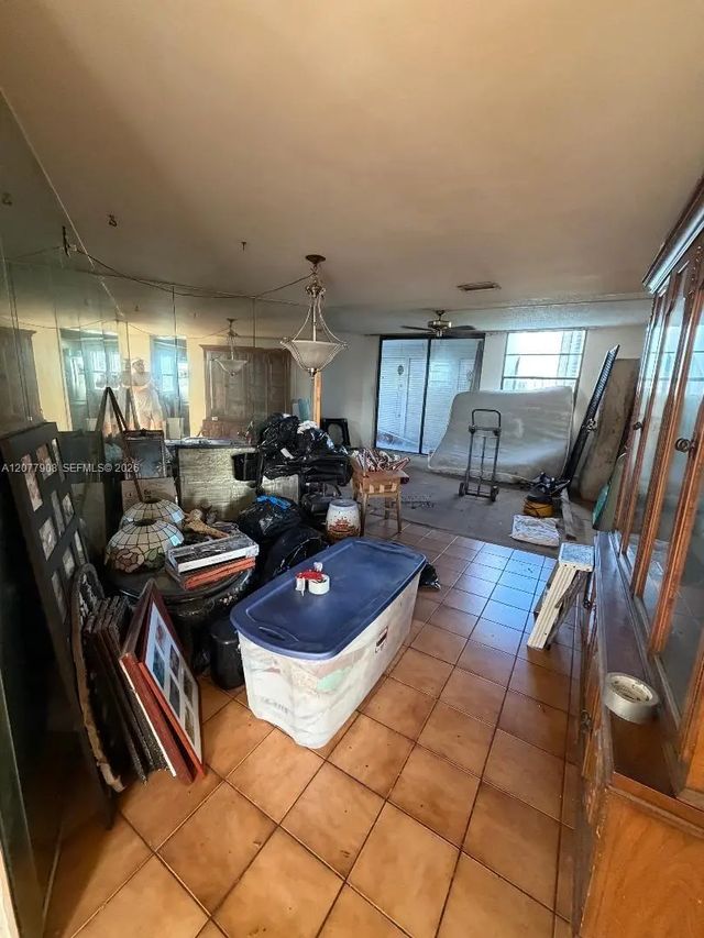 2 of 20 - 20500 W Country Club Drive #818, Aventura, FL