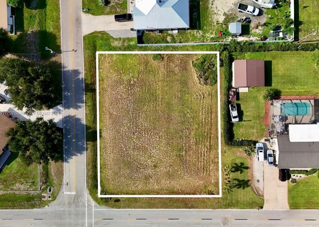 205 Arthur Avenue, Lehigh Acres