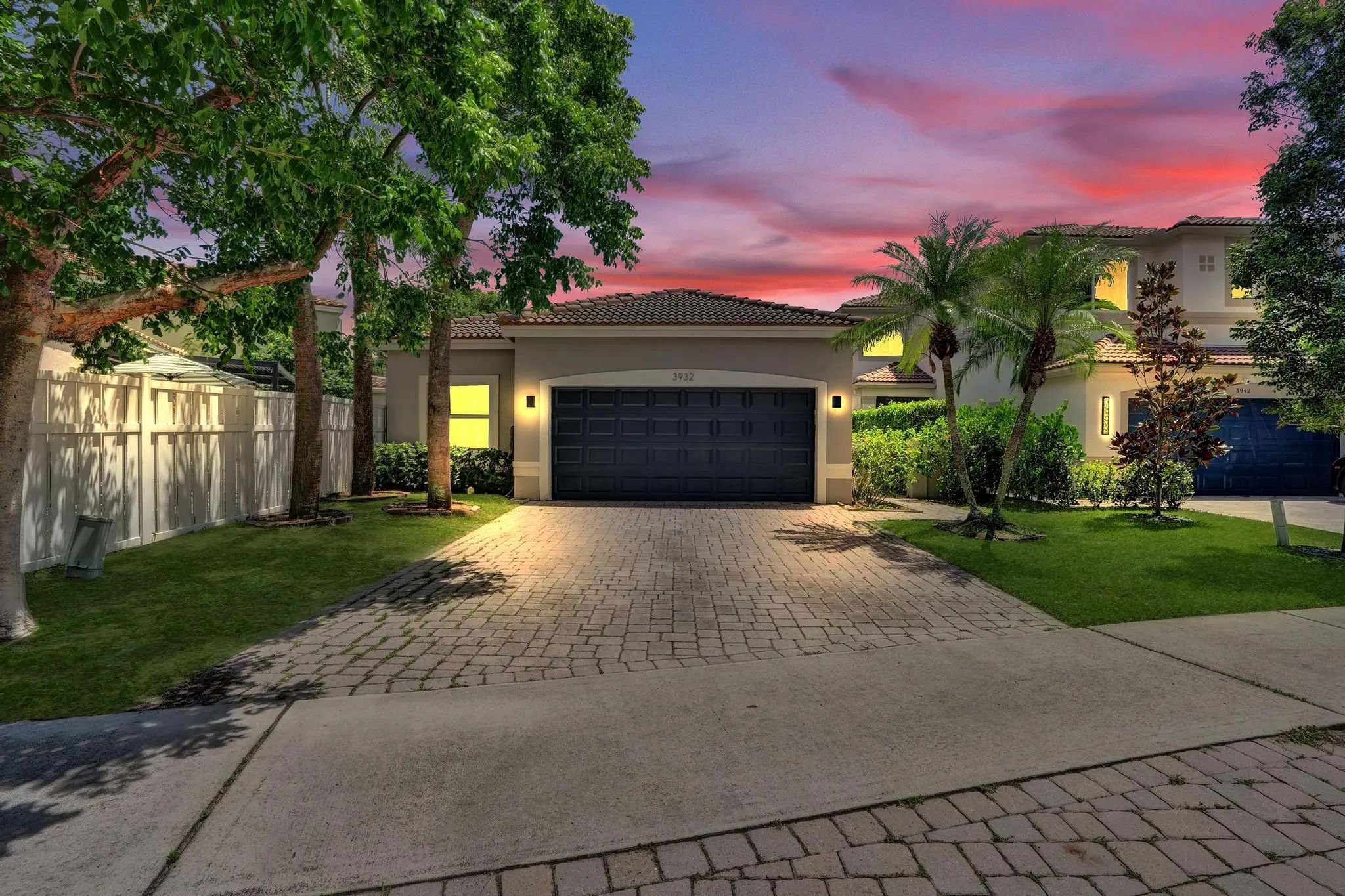 3932 Nw 62nd Court, Coconut Creek