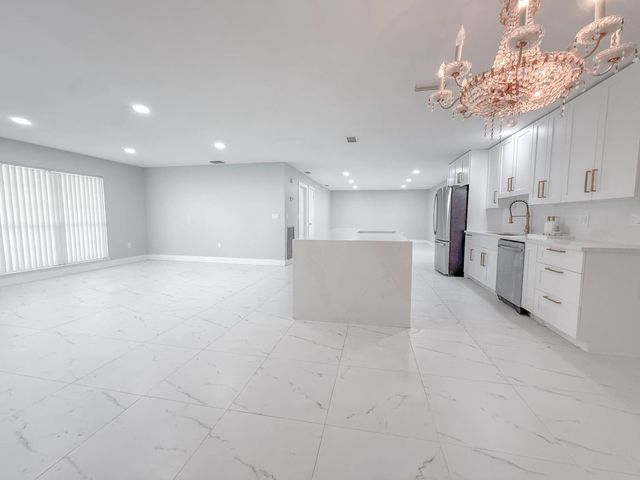 5 of 22 - 2428 Sw 18th Court, Okeechobee, FL