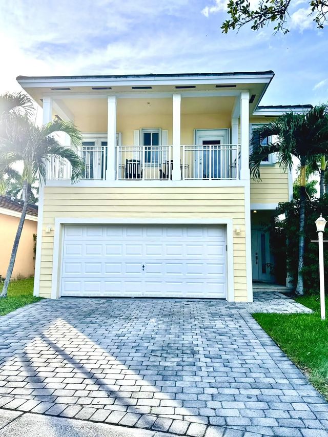 3 of 52 - 396 Ne 33rd Terrace, Homestead, FL