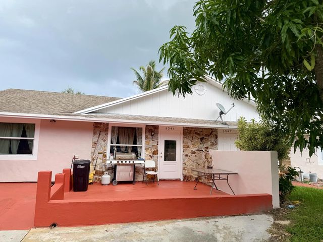 5 of 5 - 5045 Se Driftwood Avenue, Stuart, FL